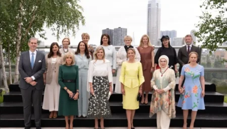 Emine Erdoğan, Hollanda Kraliçesi Maxima’nın ev sahipliğinde lider eşleriyle kültürel diplomaside buluştu